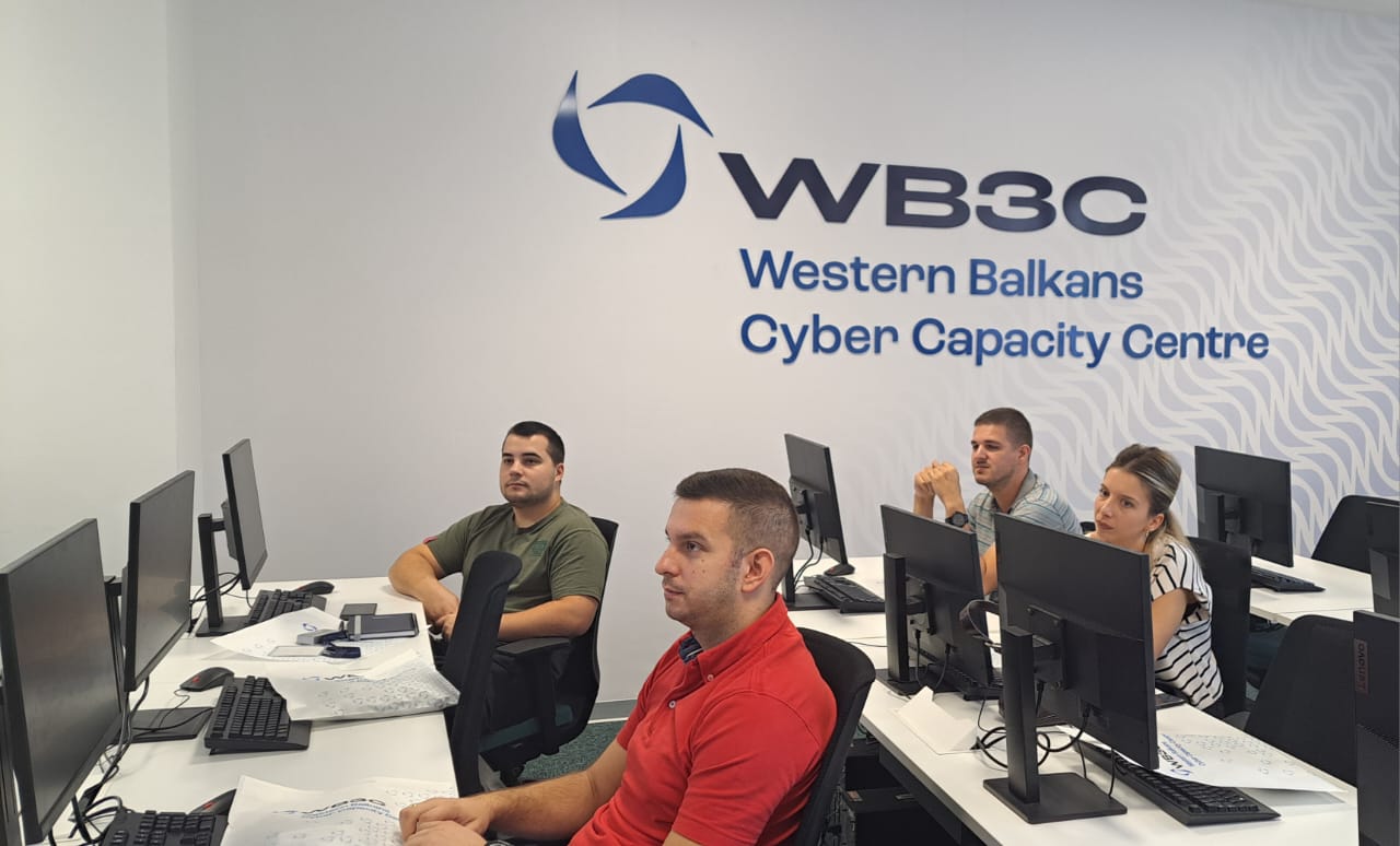 Gallery for Combating Migrant Smuggling - Training for Air and Border ...